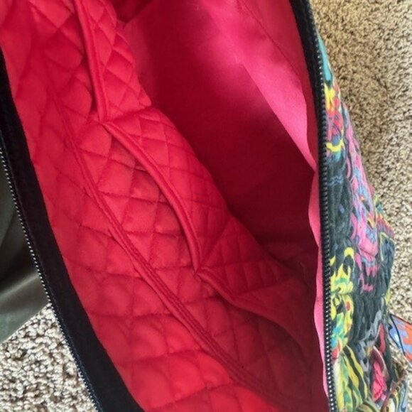 VERA BRADLEY: Next-to-New Paisley Purse - Picture 7 of 10